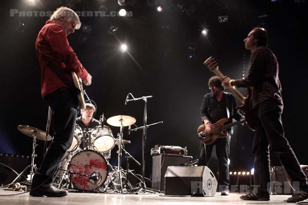 LEE RANALDO AND THE DUST - 2013-11-23 - BOULOGNE-BILLANCOURT - Carre Bellefeuille - Leonard Mark Ranaldo - Steve Shelley